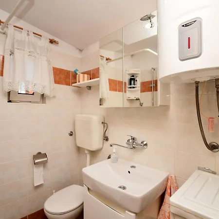 בית נופש House Angelina