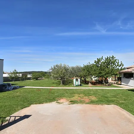 House Angelina Póla